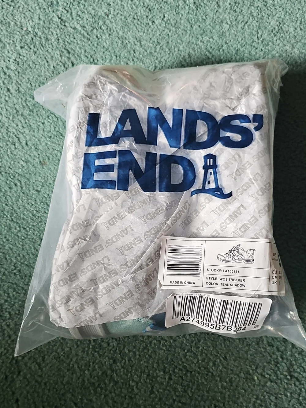 Lands' End Bungee Leather Trail Trekker Sneakers. NWT In Original Packaging.